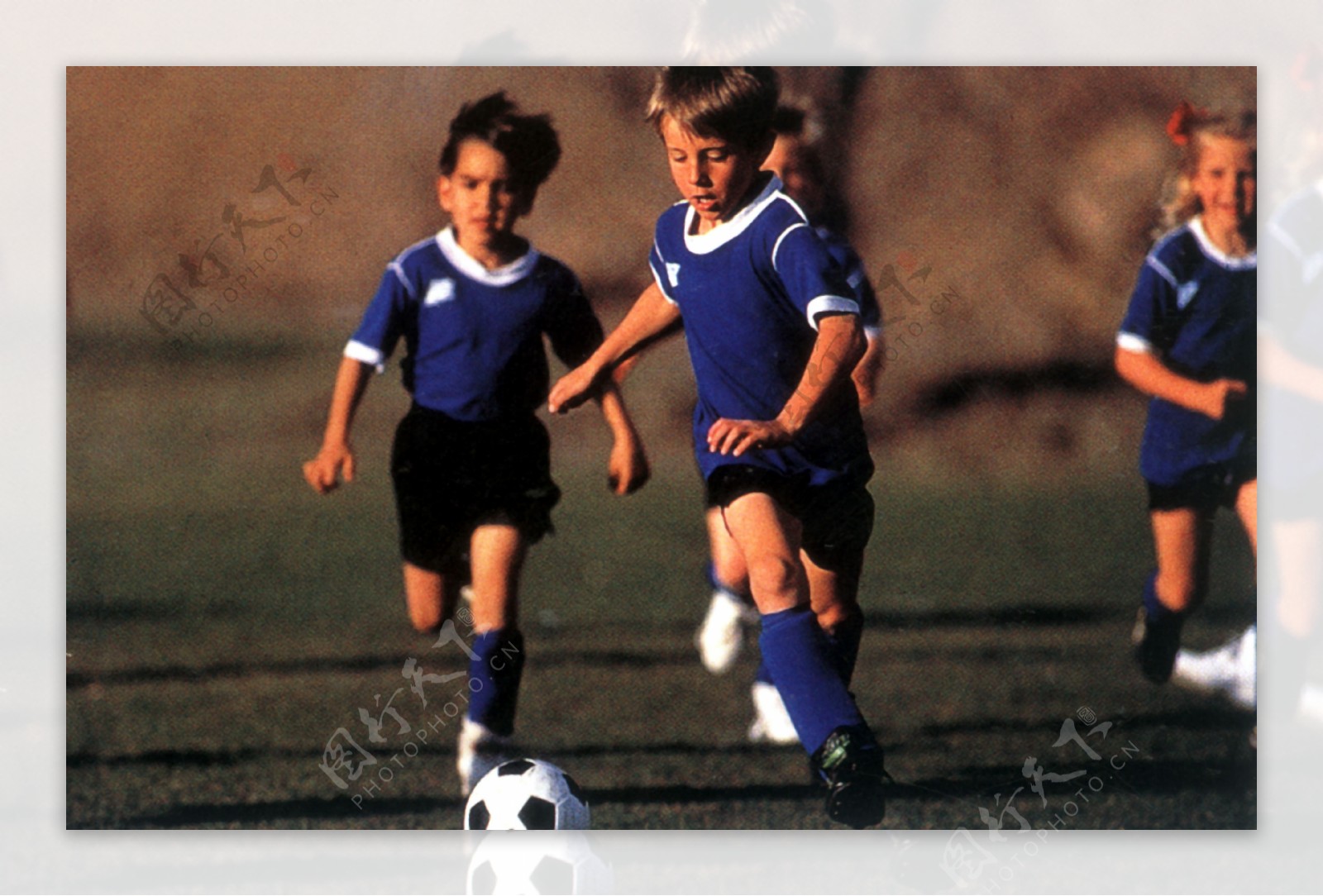 也借助其优 也借助其优